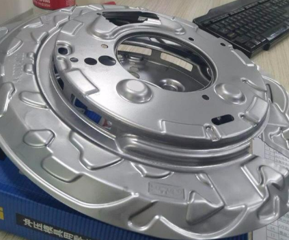【兆恒機(jī)械】沖壓模具拉伸、成型、沖孔材料使用禁忌及折彎工藝細(xì)節(jié)處理